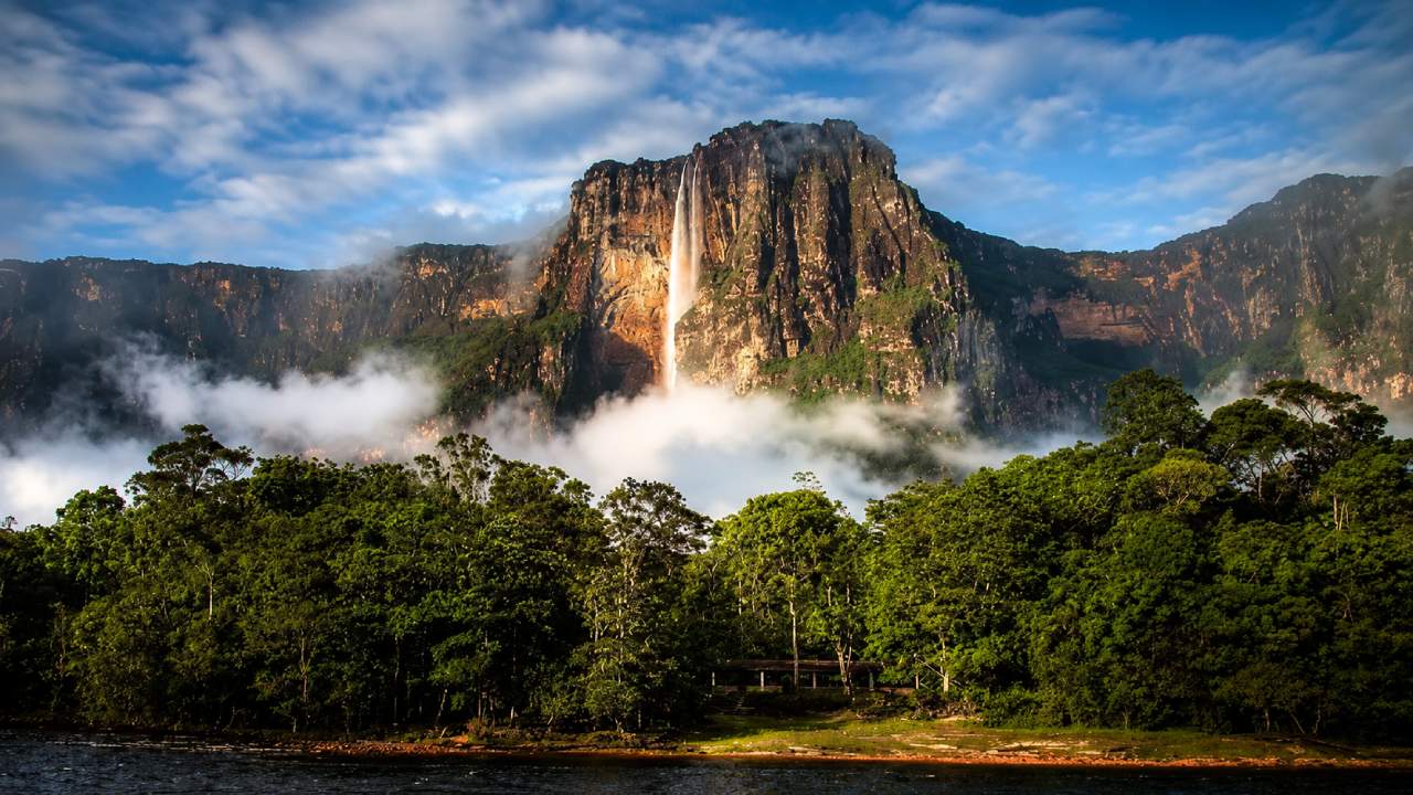 Mount Roraima: The Surreal Mountain That Looks Like Another World