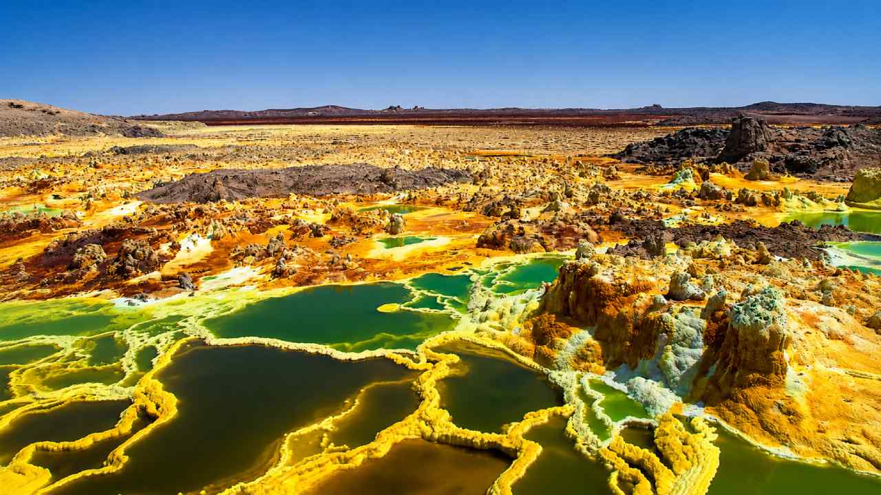 Traveling to Dallol: Traversing Earth's Most Extreme Landscape