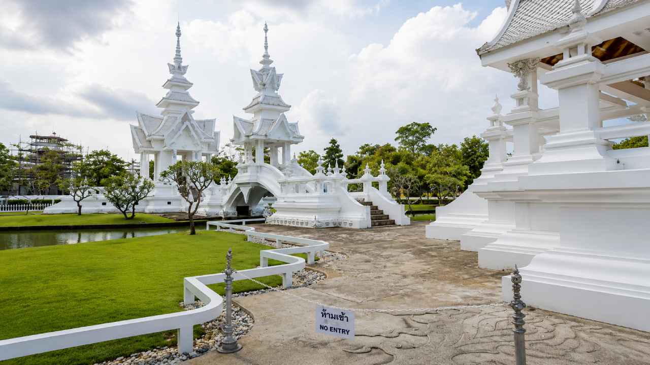 Vacationing in Thailand Just Got Easier: Learn the Differences Between TDAC and THIM Now