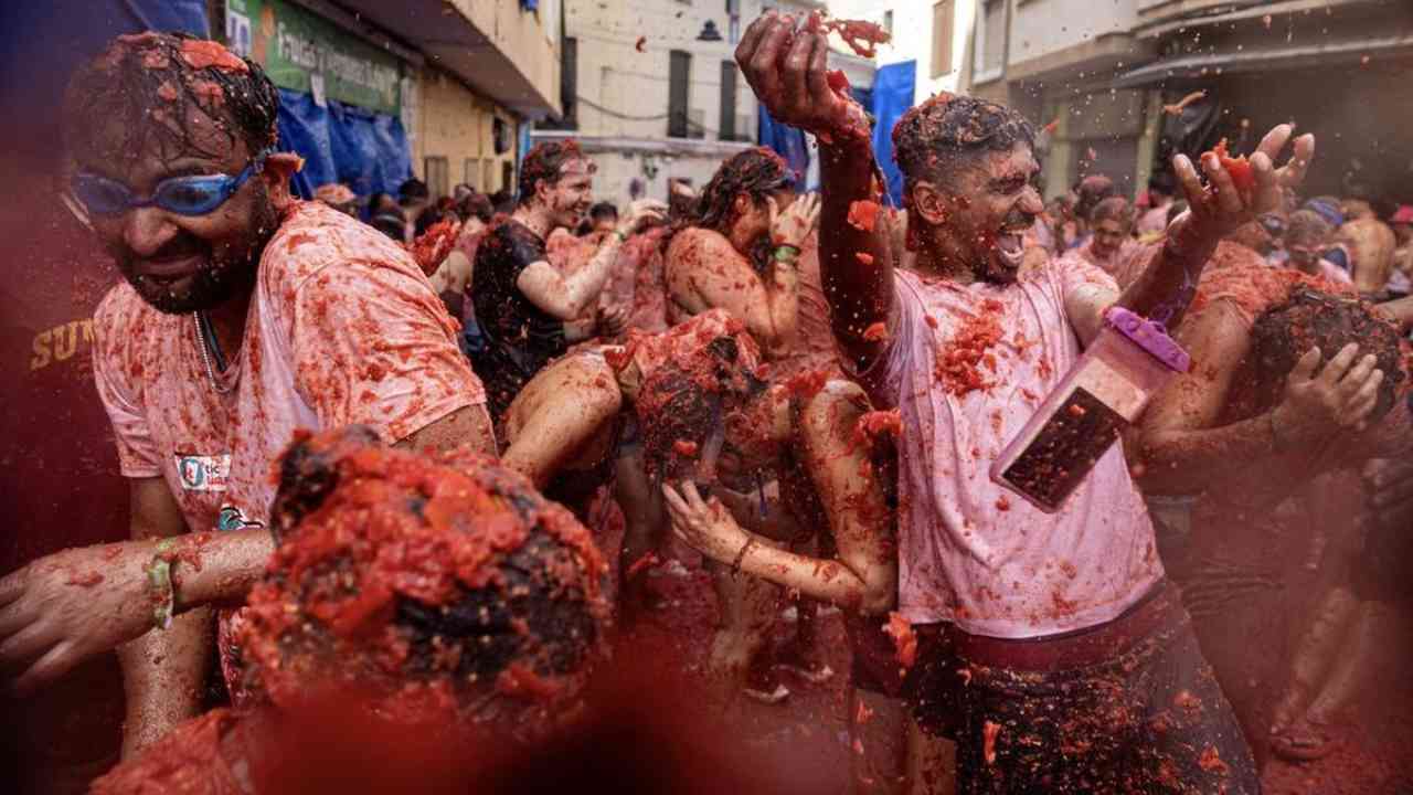 La Tomatina 2026 Turns a Small Spanish Town Into a Sea of Red