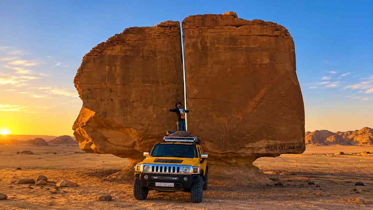 Visit Al Naslaa Rock and See Saudi Arabia’s Incredible Desert Wonder